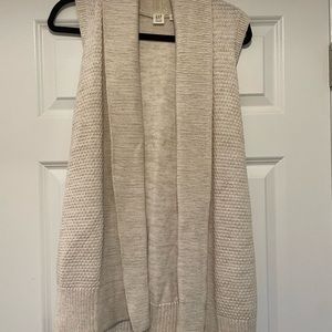 Gap sweater vest